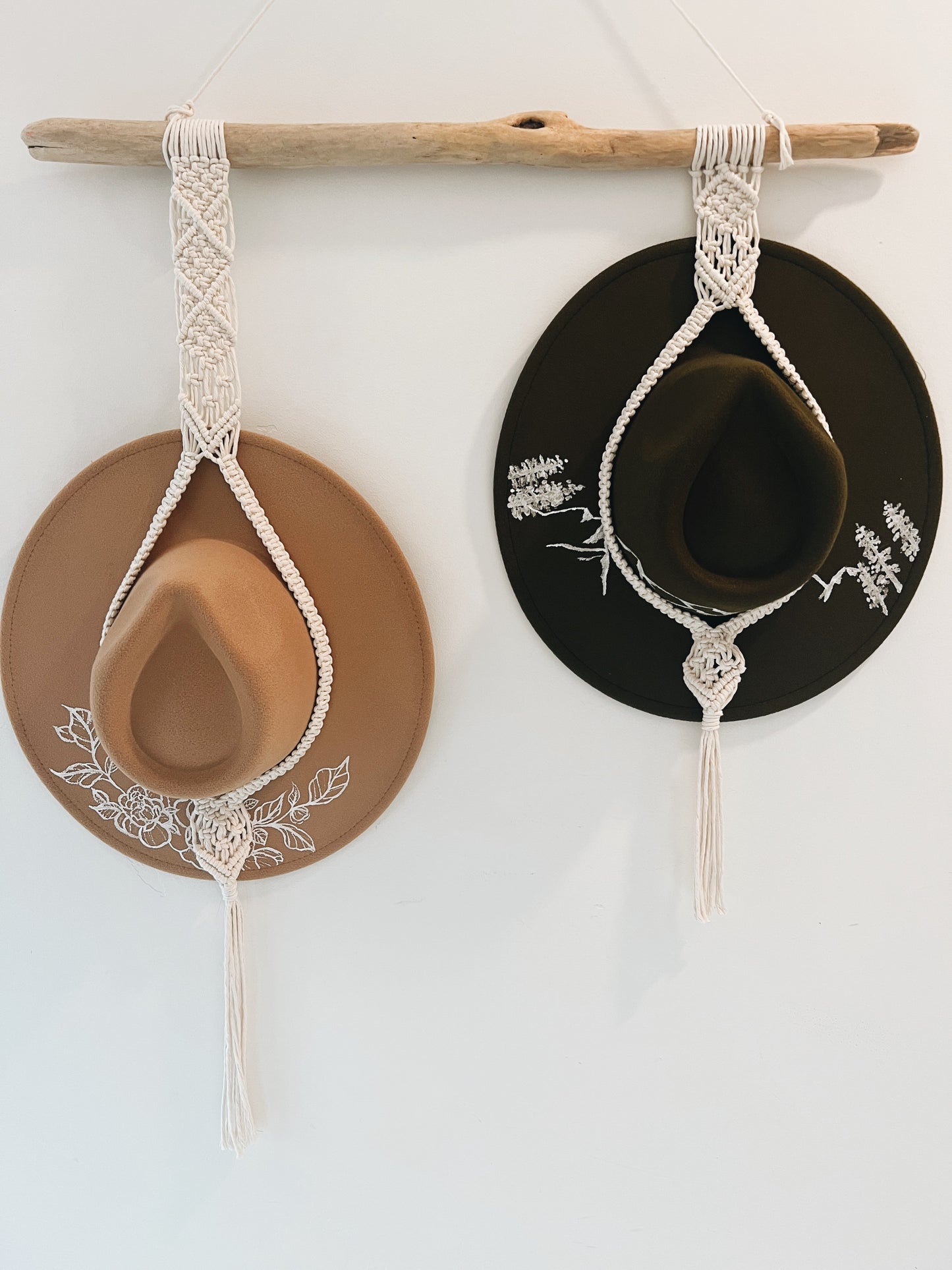 Macramé Hat Hanger