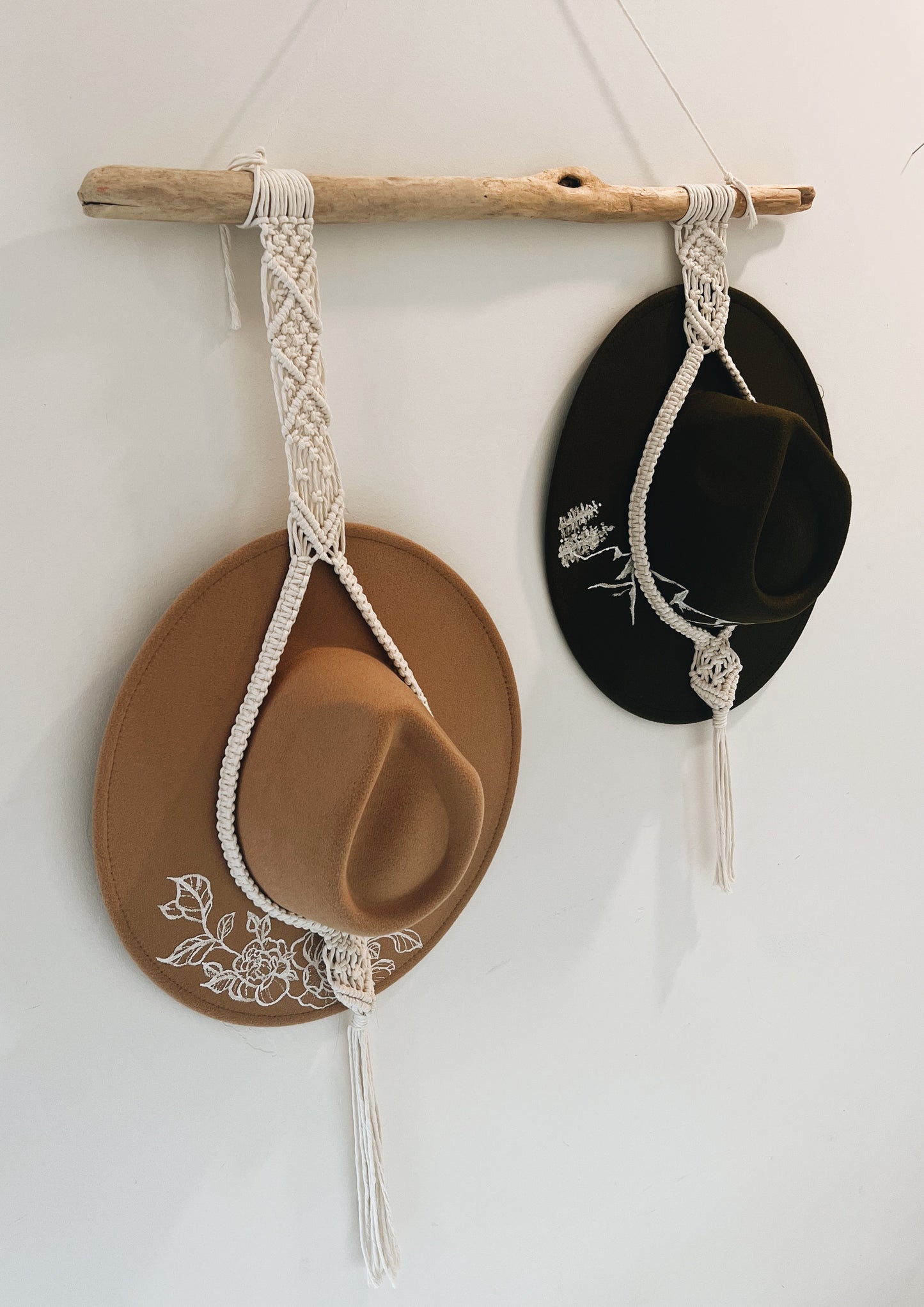 Macramé Hat Hanger