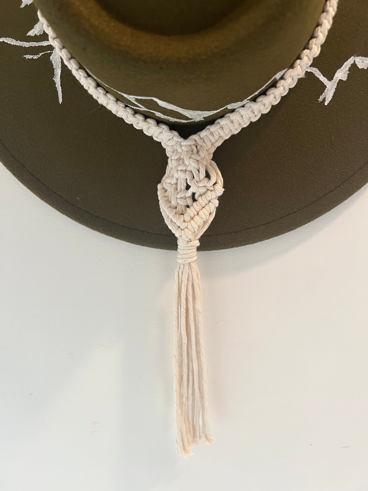 Macramé Hat Hanger